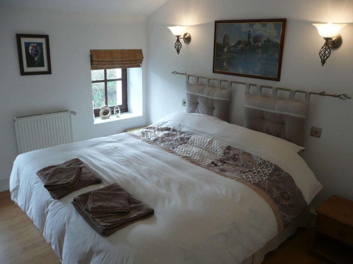 לינה וארוחת בוקר Gibourne Maison Blanc חדר תמונה