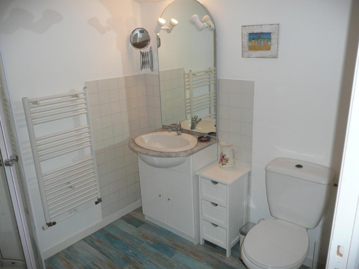 לינה וארוחת בוקר Gibourne Maison Blanc מראה חיצוני תמונה